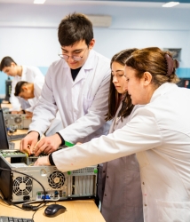 La falta de docentes de FP: cómo abordarla. ¡Participa en el próximo monográfico!