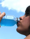 Una buena hidratación favorece un mejor rendimiento en épocas de exámenes