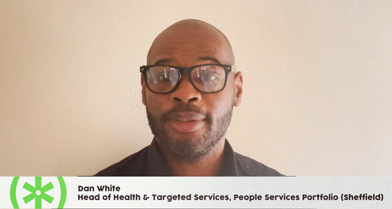 representant de Sheffield, guanyadora de la Menció Ciutat Orientadora 2021